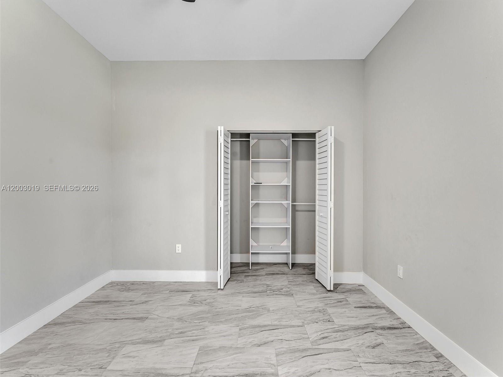 METES AND BOUNDS - Residential Income