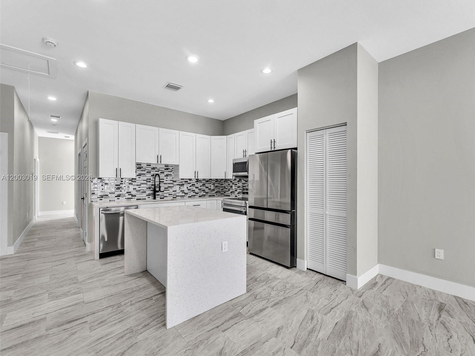 METES AND BOUNDS - Residential Income