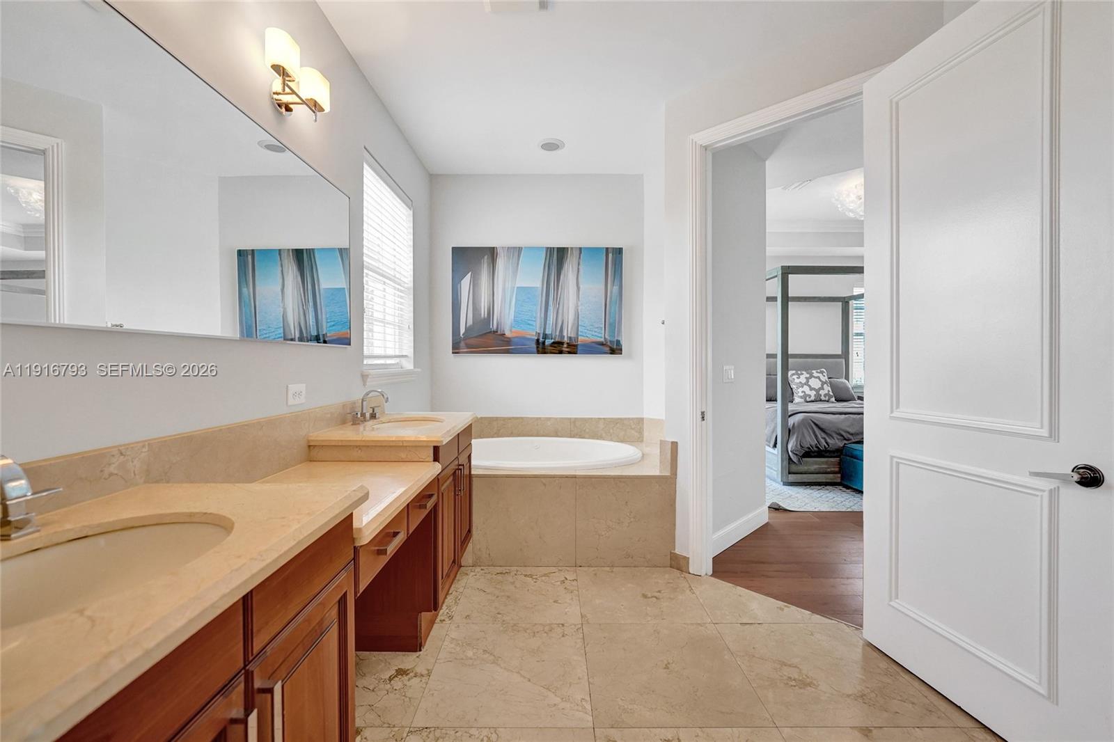 HOLLYWOOD LAKES SECTION - Residential