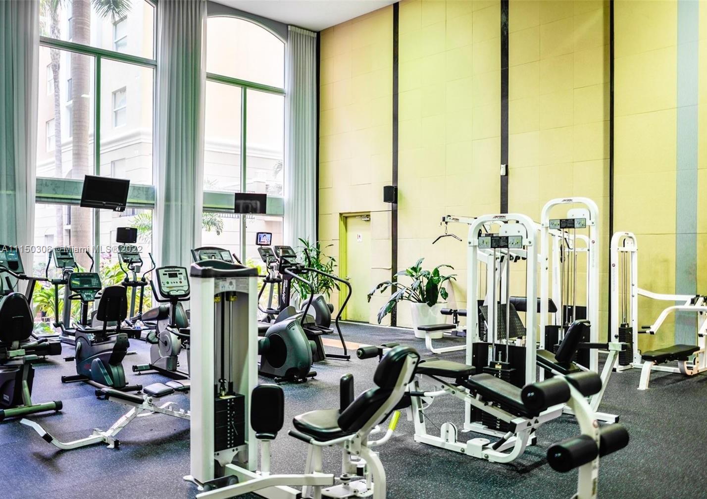 PORTO BELLAGIO CONDO - Residential