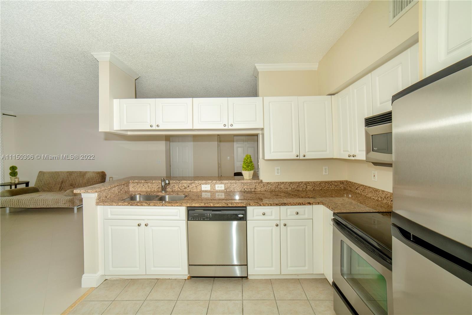 PORTO BELLAGIO CONDO - Residential