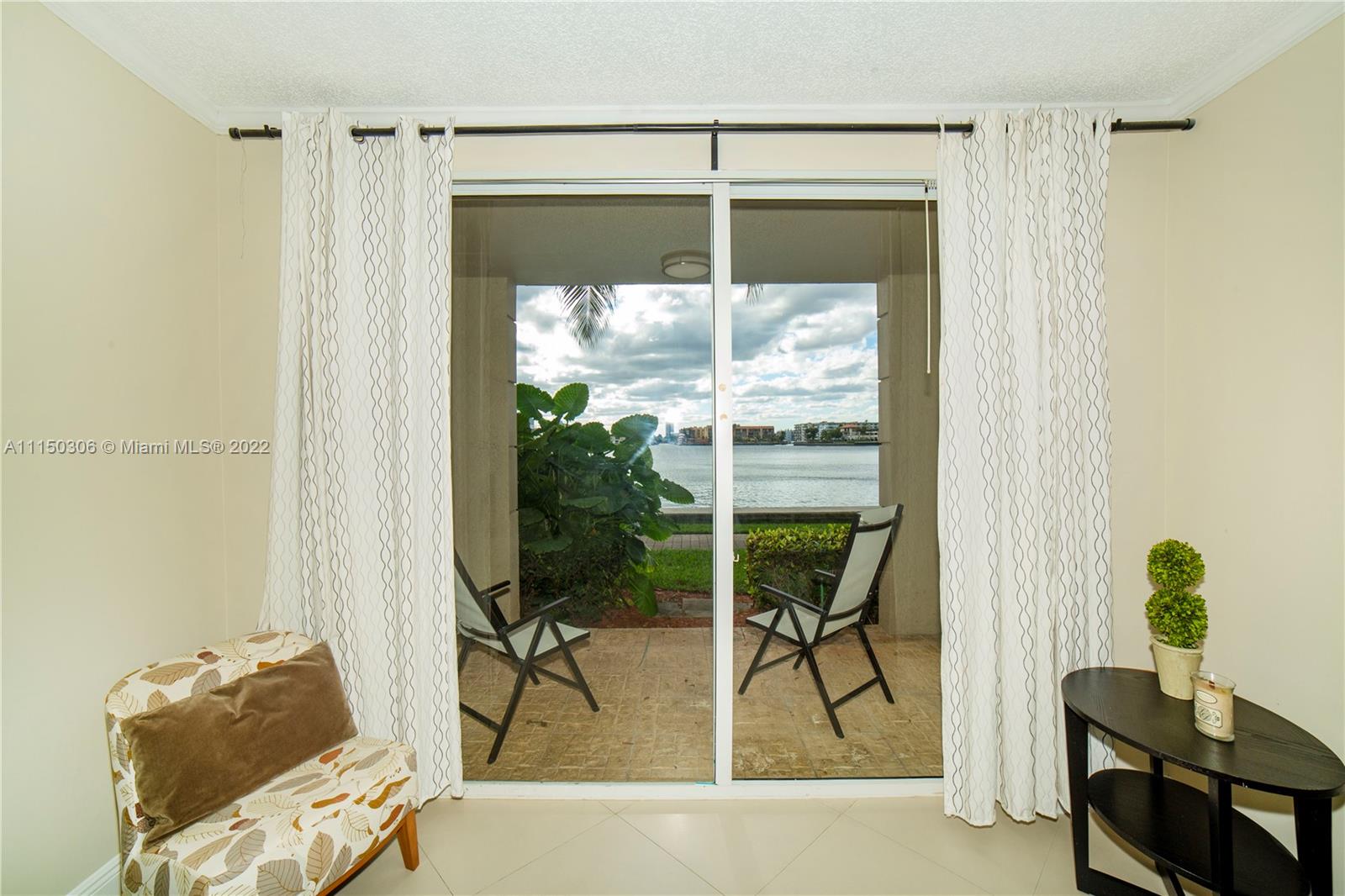 PORTO BELLAGIO CONDO - Residential