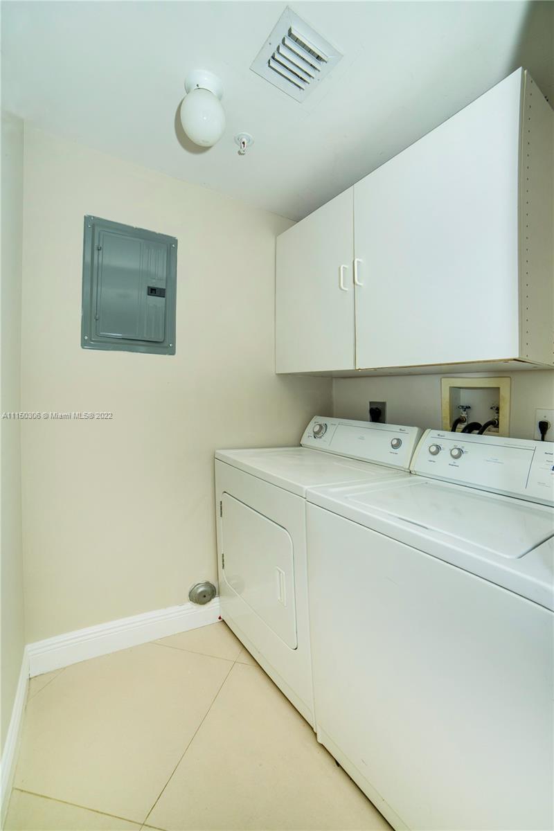 PORTO BELLAGIO CONDO - Residential