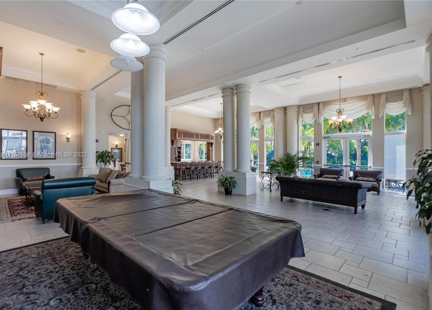 PORTO BELLAGIO CONDO - Residential
