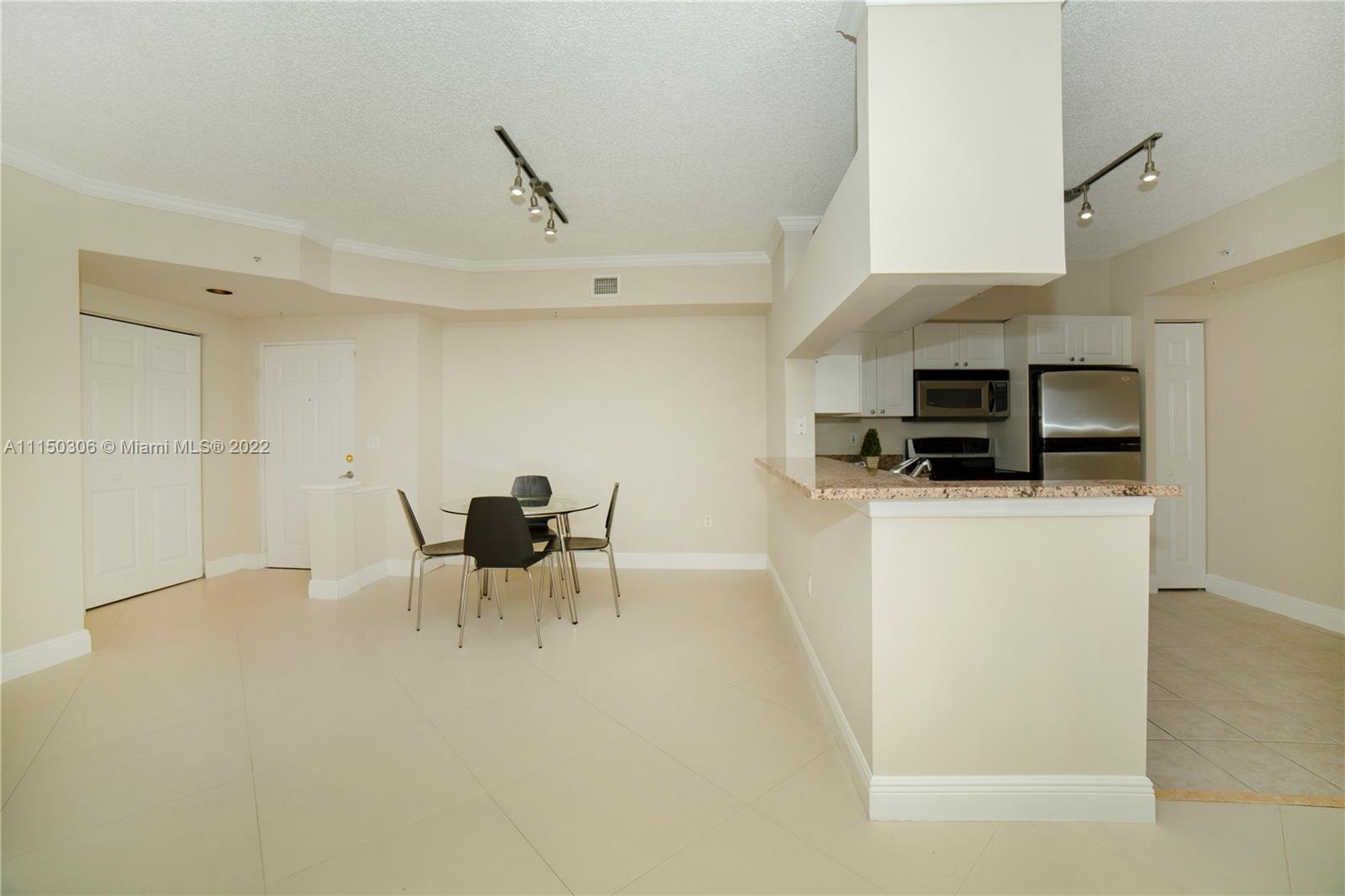 PORTO BELLAGIO CONDO - Residential