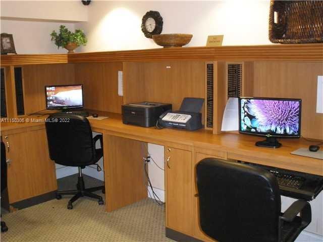 PORTO BELLAGIO CONDO - Residential