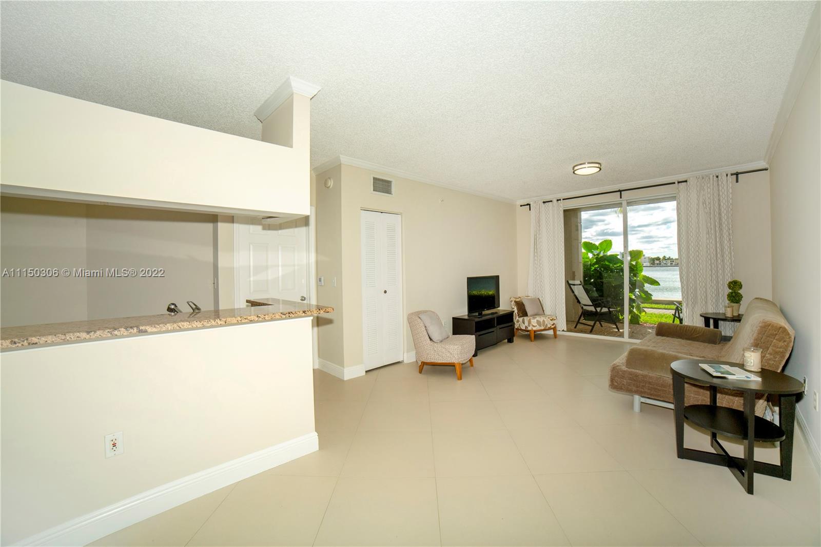 PORTO BELLAGIO CONDO - Residential