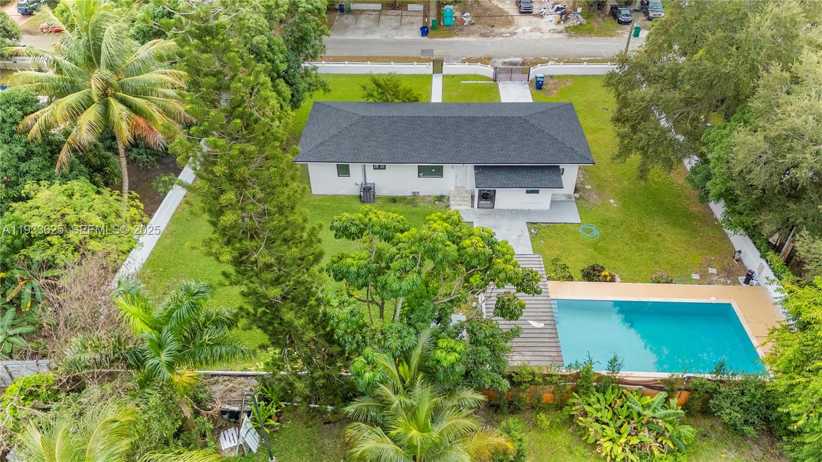 ARCH CREEKS ESTATES - Residential