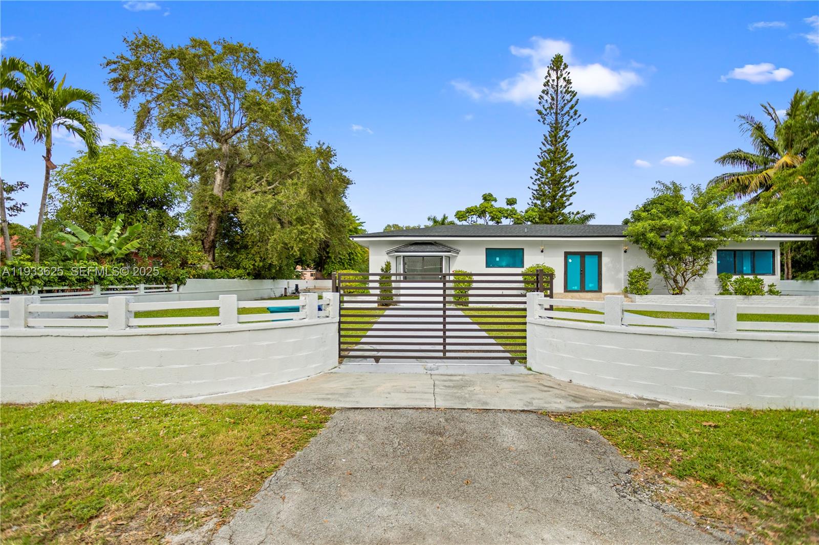 ARCH CREEKS ESTATES - Residential