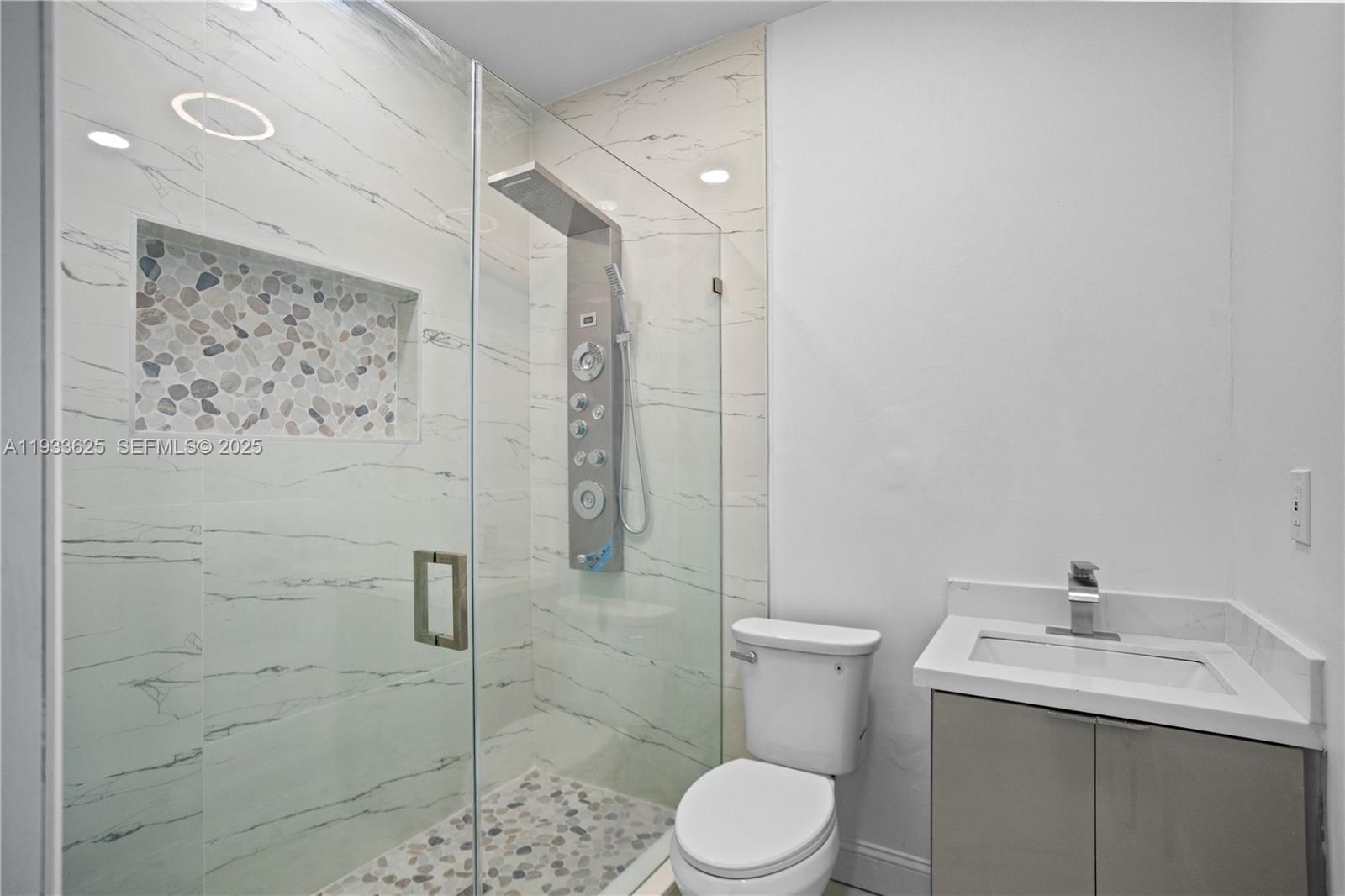 ARCH CREEKS ESTATES - Residential