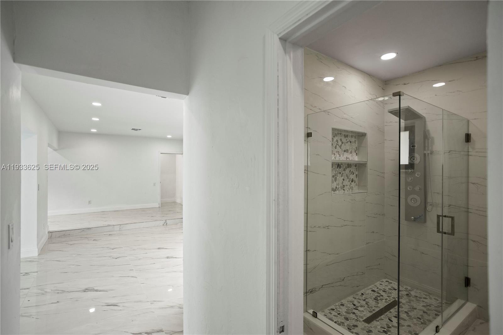 ARCH CREEKS ESTATES - Residential