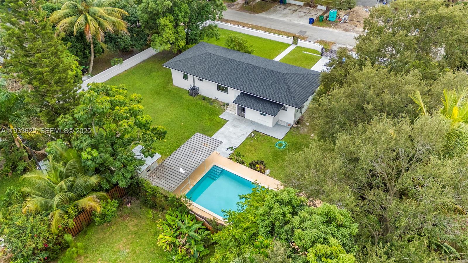 ARCH CREEKS ESTATES - Residential