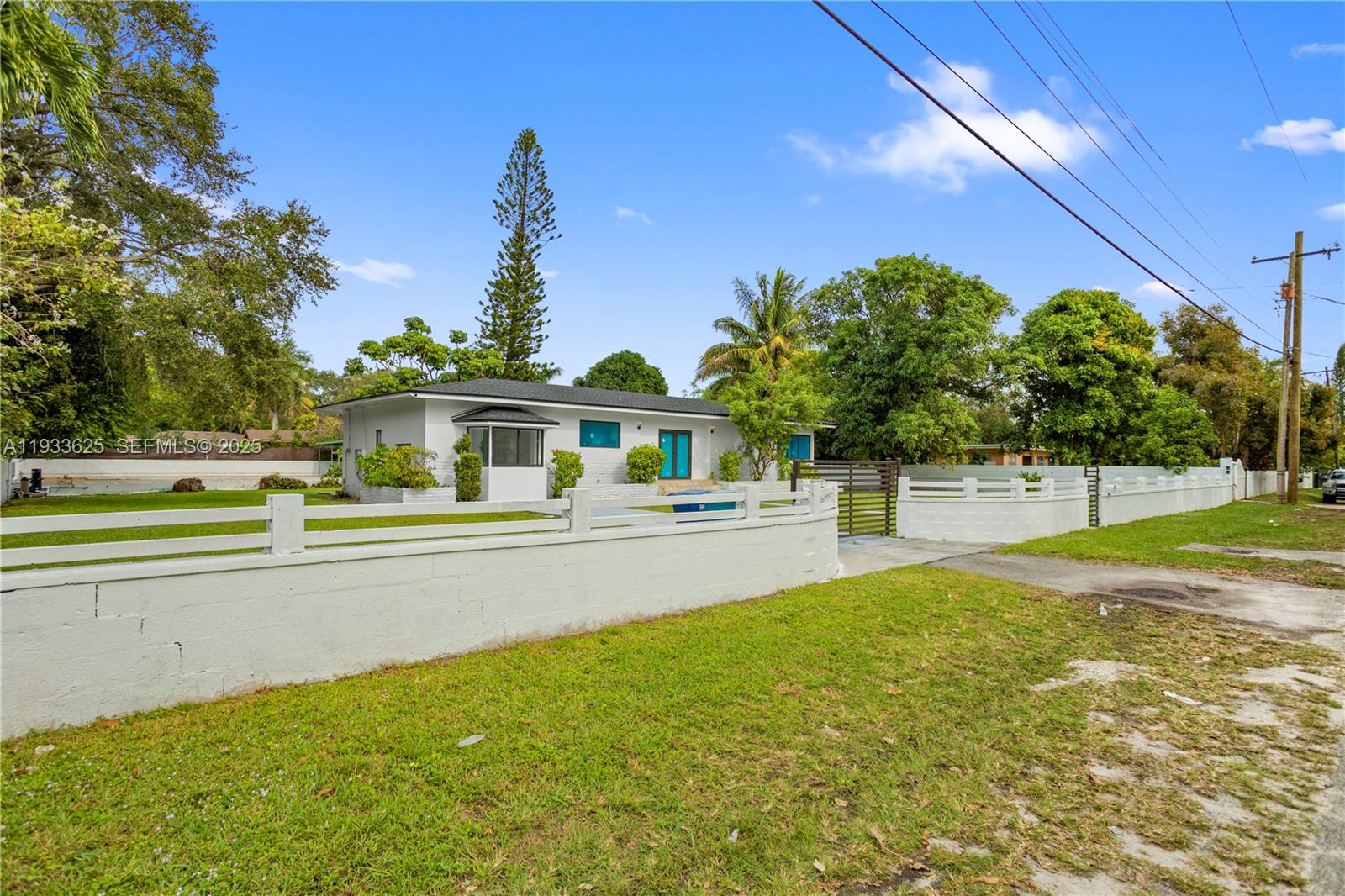 ARCH CREEKS ESTATES - Residential