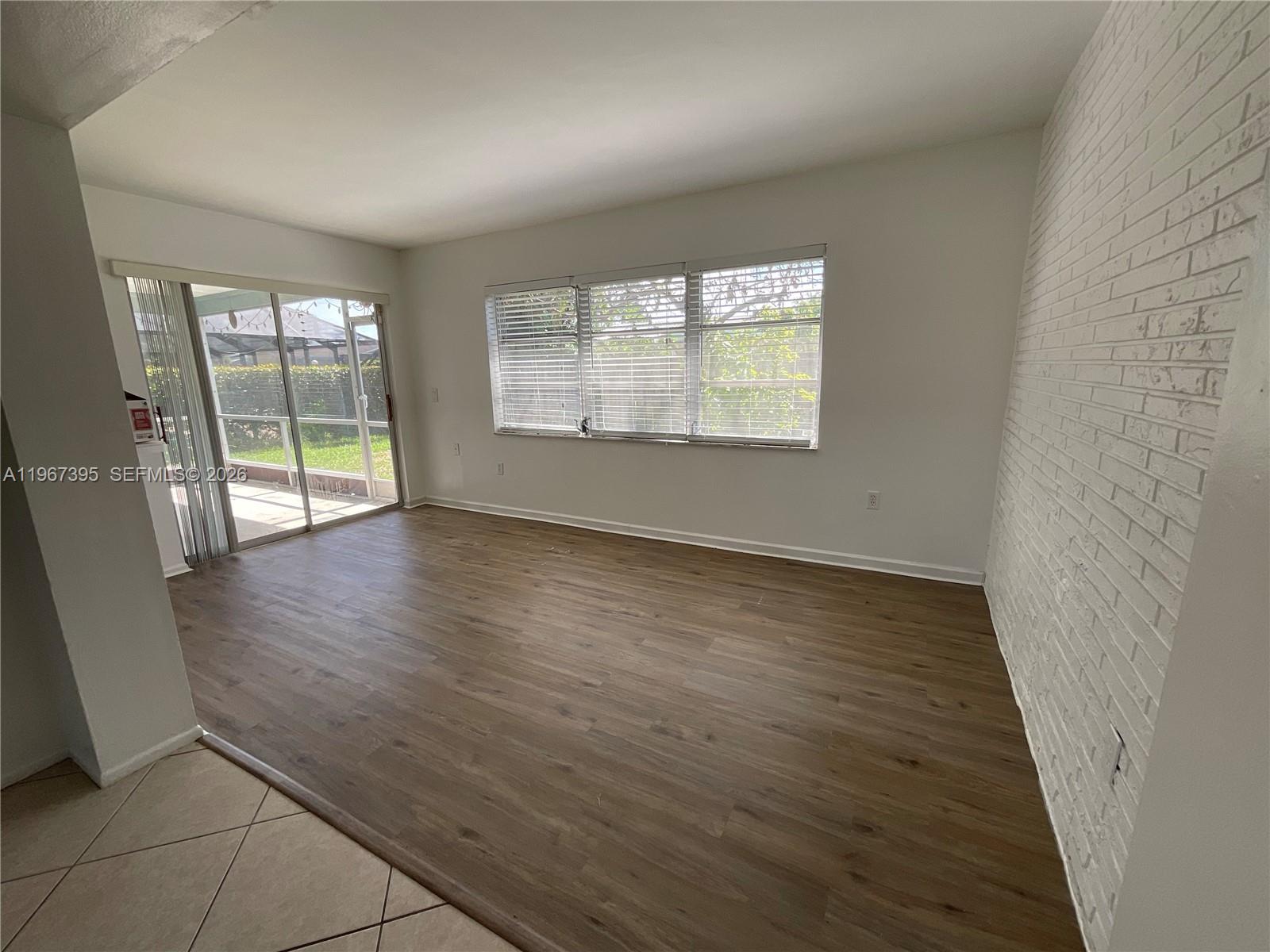 SUNRISE GOLF VLG SEC 24 - Residential Lease