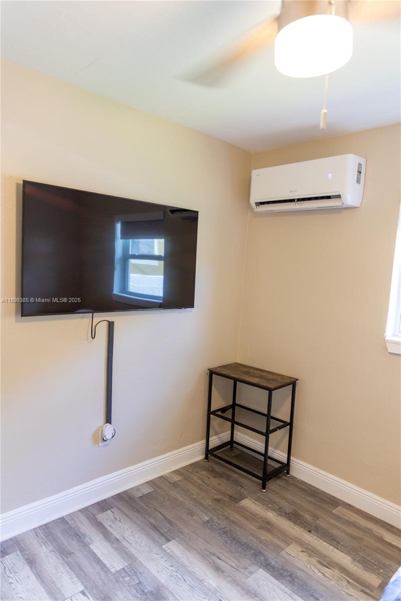 SUN GARDENS FIRST ADD - Residential