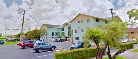 1521 W 42nd Pl 18 Hialeah FL 33012