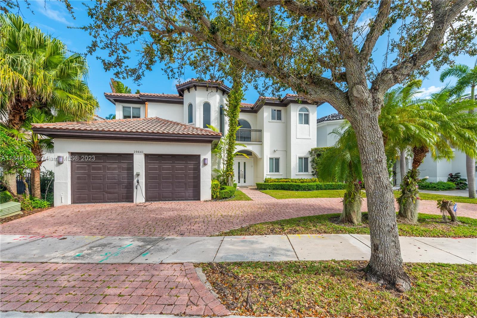 PRESIDENTIAL ESTATES SUB - Residential