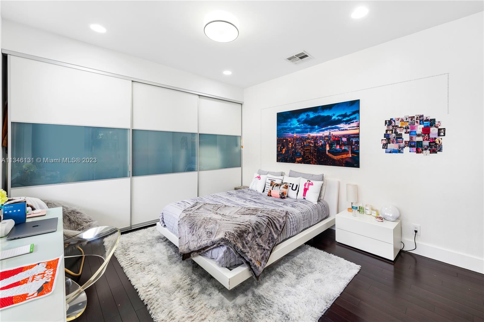 PRESIDENTIAL ESTATES SUB - Residential