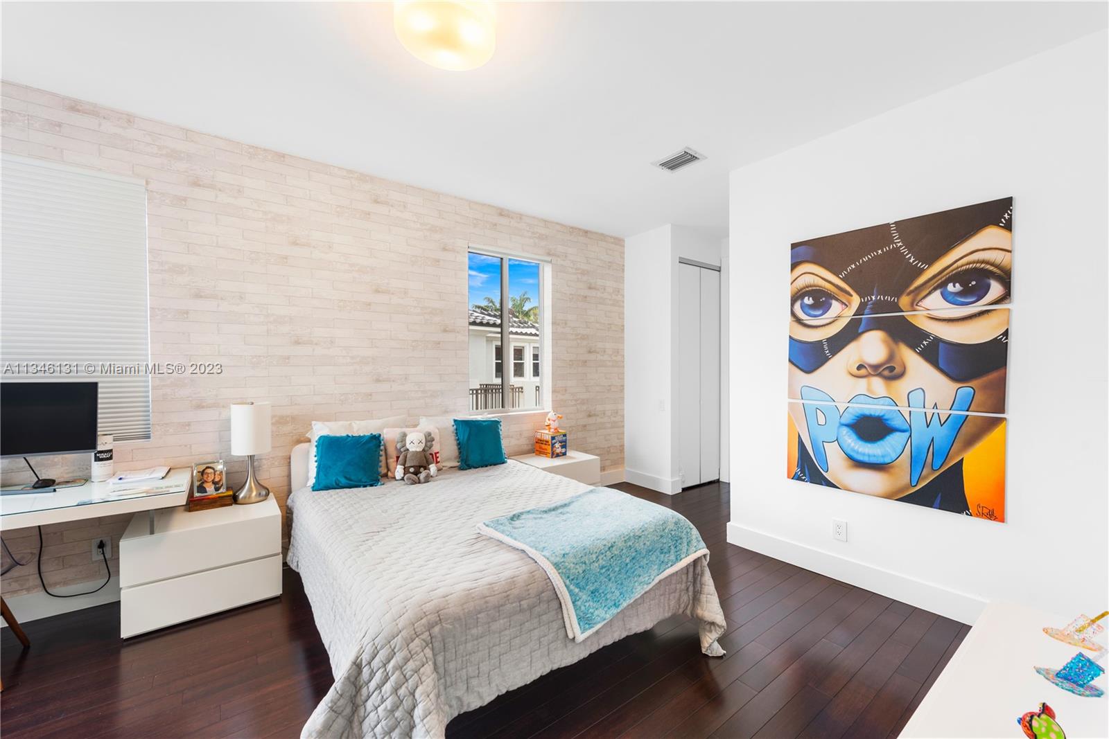 PRESIDENTIAL ESTATES SUB - Residential