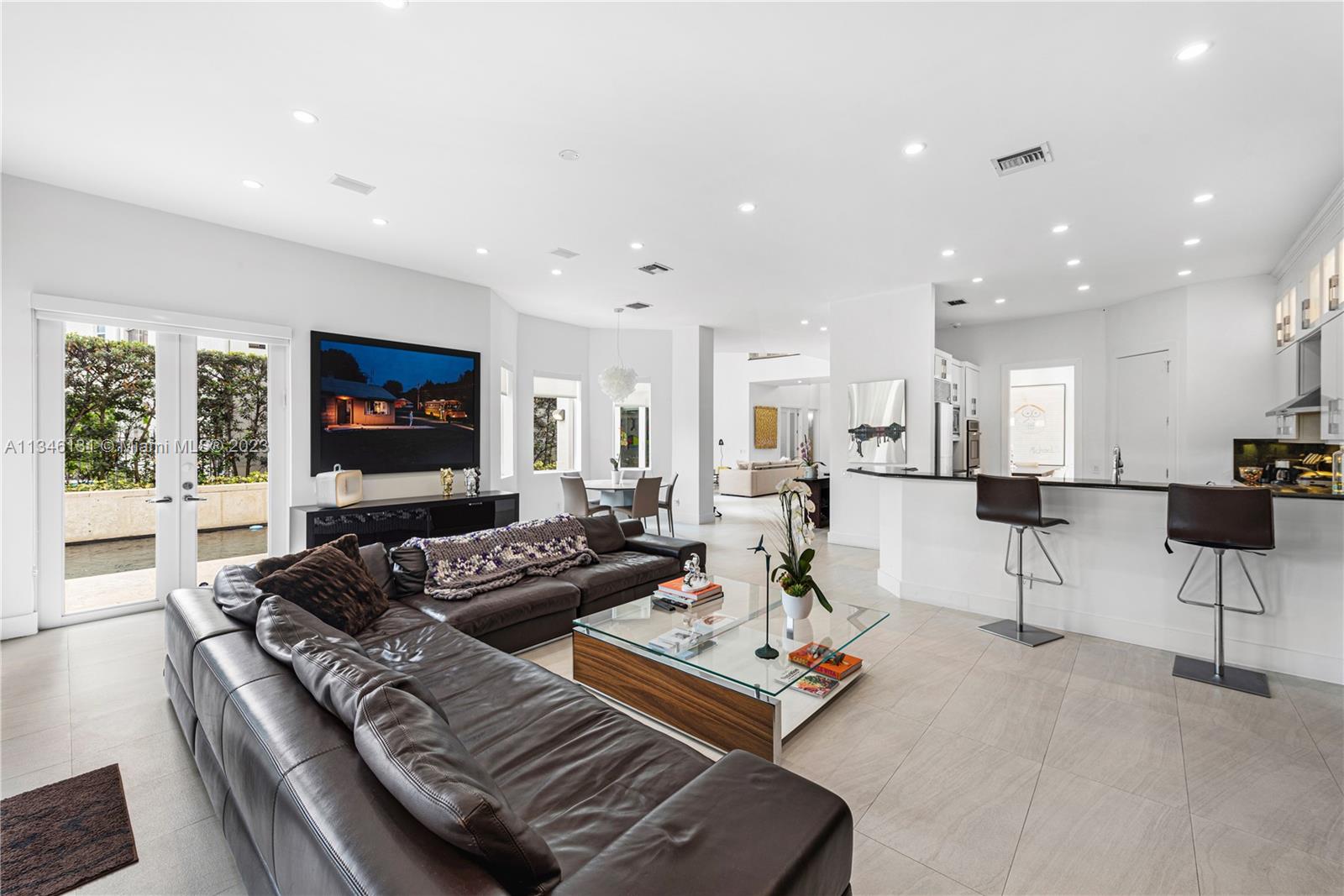 PRESIDENTIAL ESTATES SUB - Residential