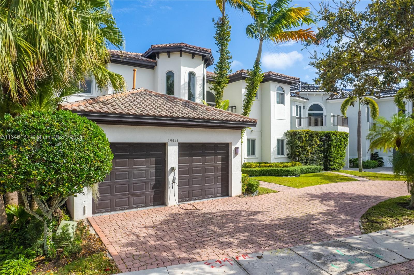 PRESIDENTIAL ESTATES SUB - Residential