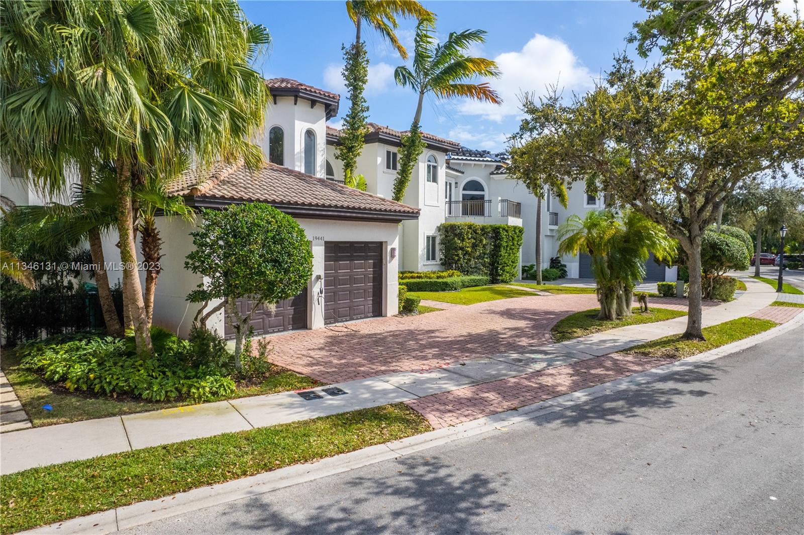 PRESIDENTIAL ESTATES SUB - Residential