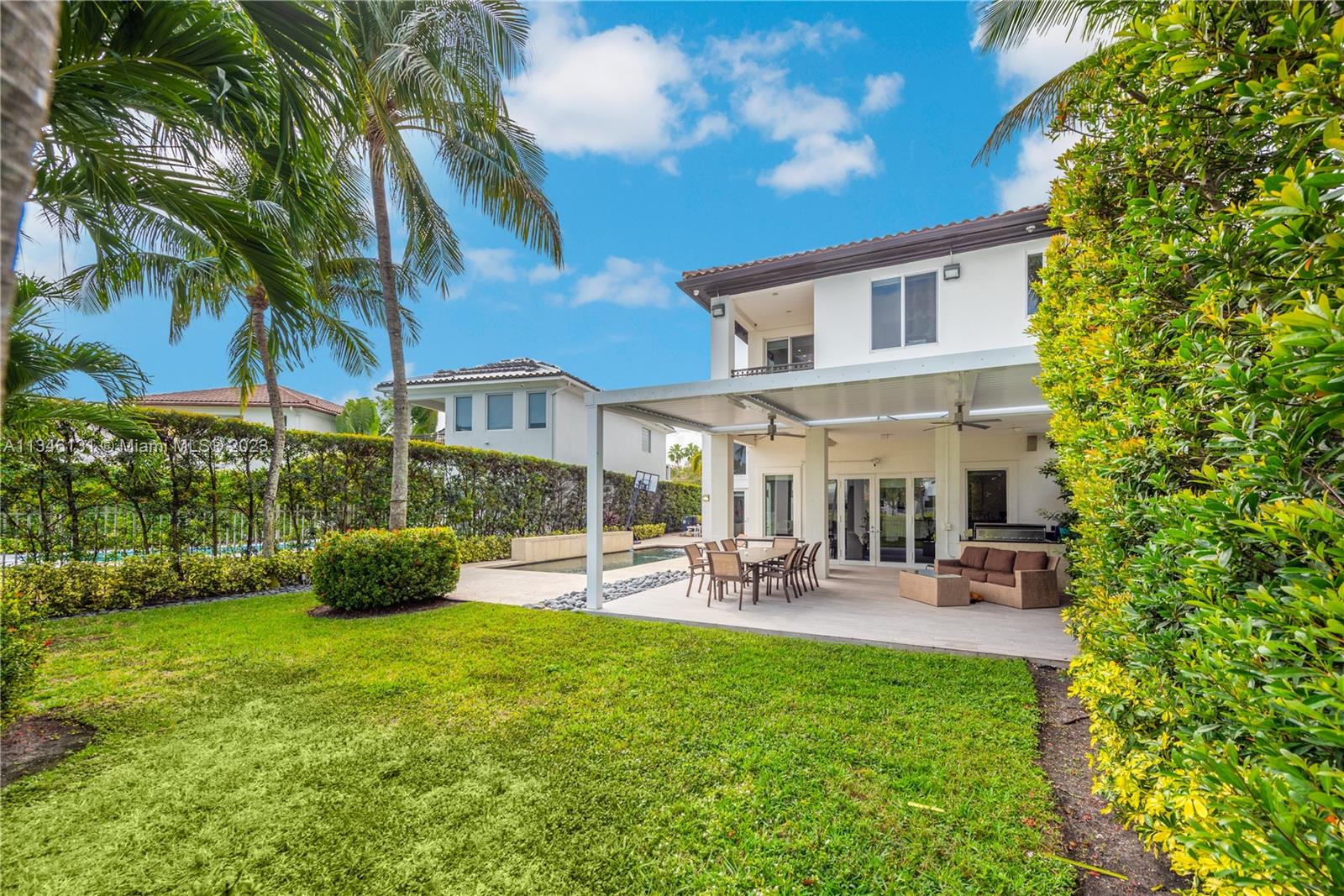 PRESIDENTIAL ESTATES SUB - Residential