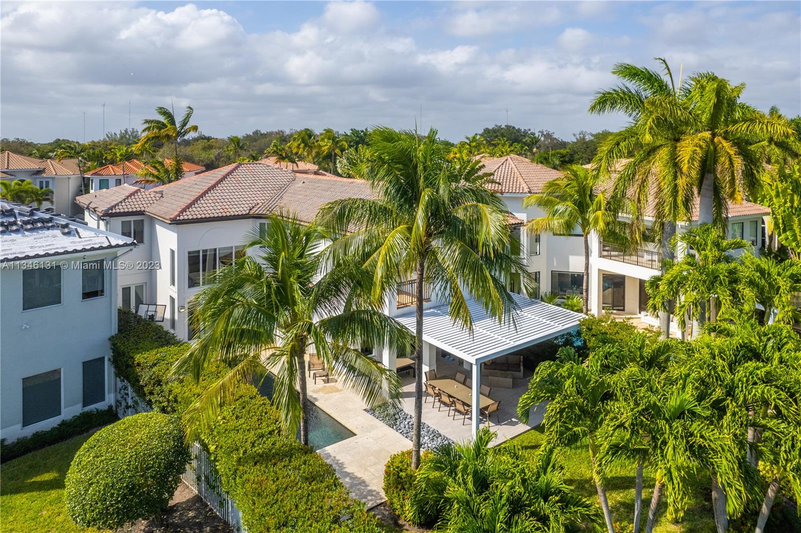 PRESIDENTIAL ESTATES SUB - Residential