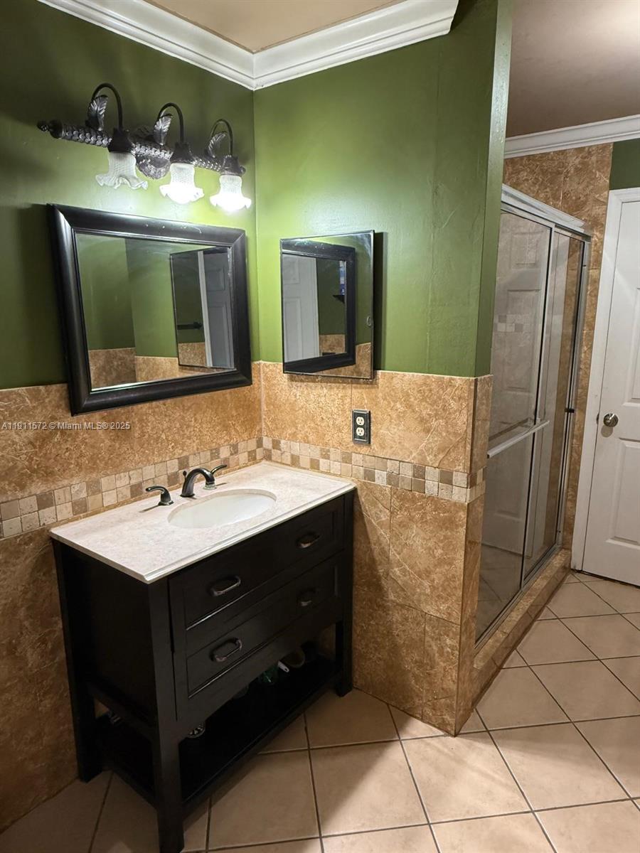 BONITA SPRINGS - Residential