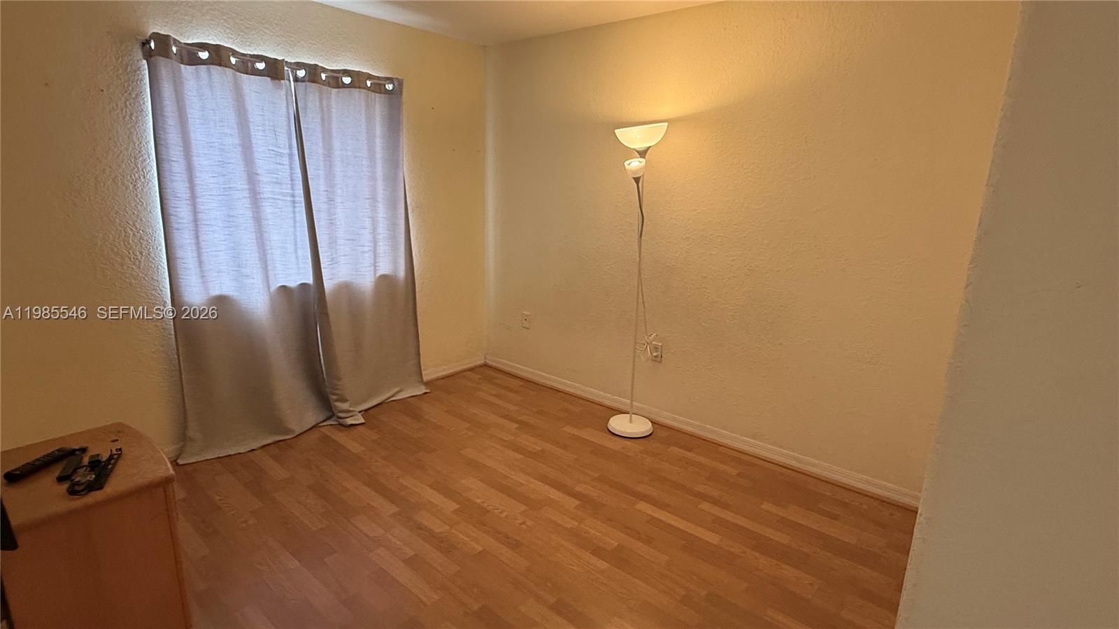 DORAL GRAND CONDO - Residential