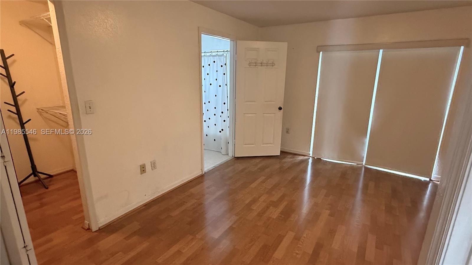 DORAL GRAND CONDO - Residential