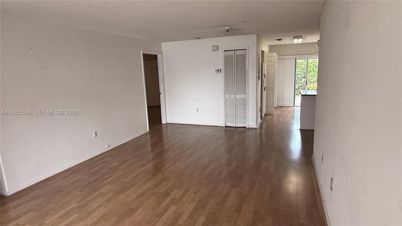 DORAL GRAND CONDO - Residential