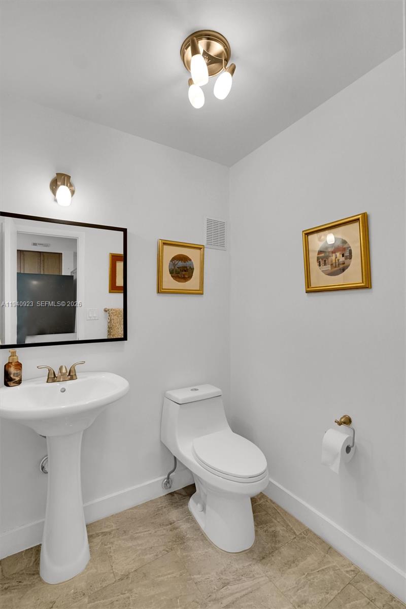 COSTA DEL SOL CONDO NO 2 - Residential