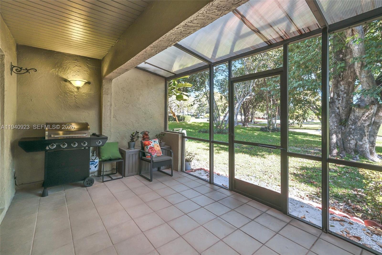 COSTA DEL SOL CONDO NO 2 - Residential