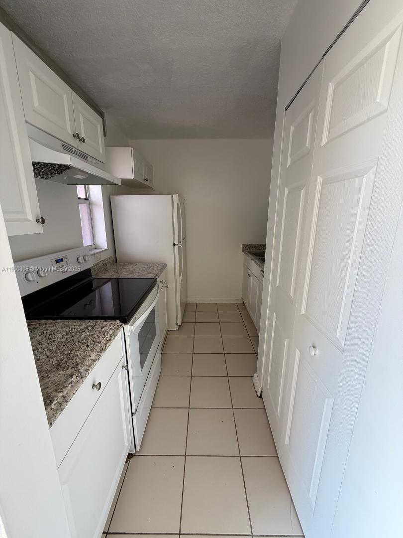 10173 Twin Lakes Dr 23-D