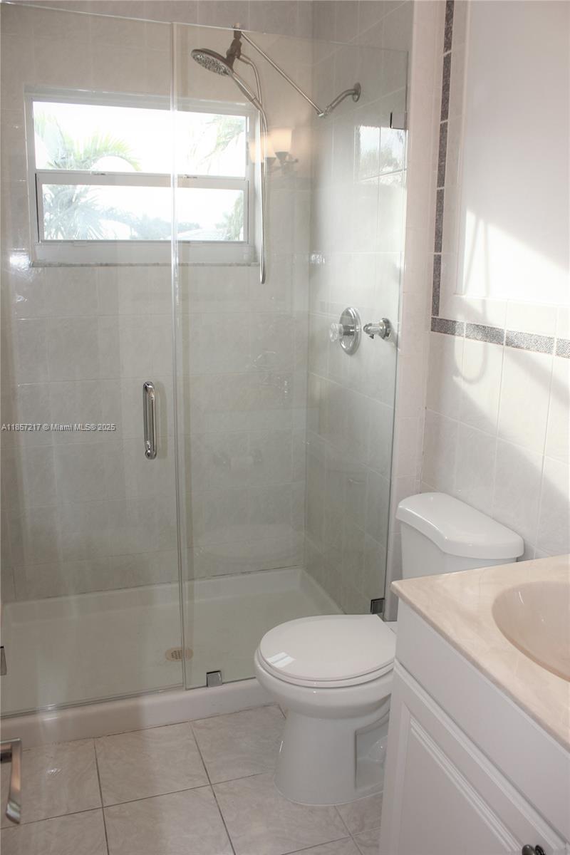 SURFSIDE VILLAS CONDO - Residential Lease