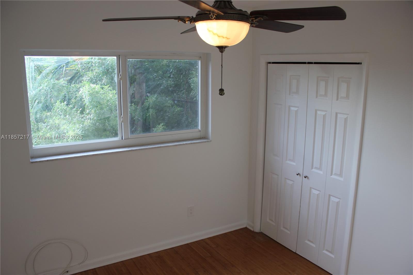 SURFSIDE VILLAS CONDO - Residential Lease