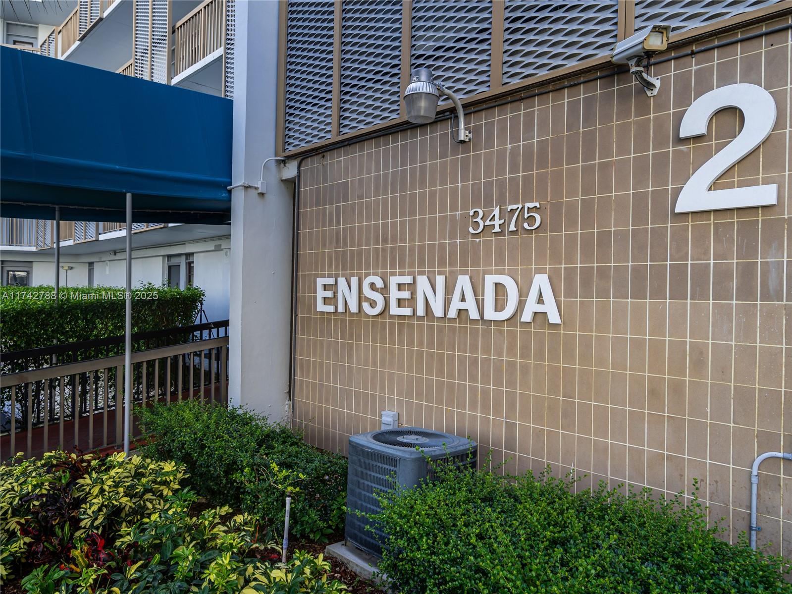 3475 N Country Club Dr 314