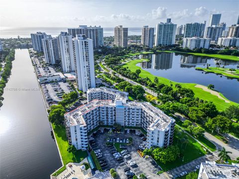 A home in Aventura