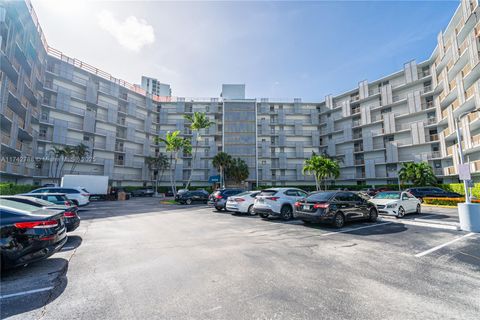 A home in Aventura