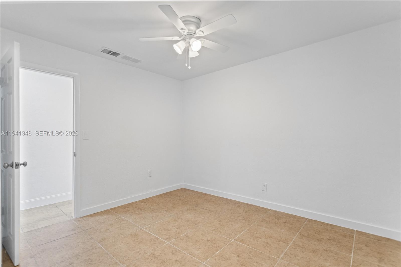 ORANGEBROOK GOLF ESTATES - Residential Lease