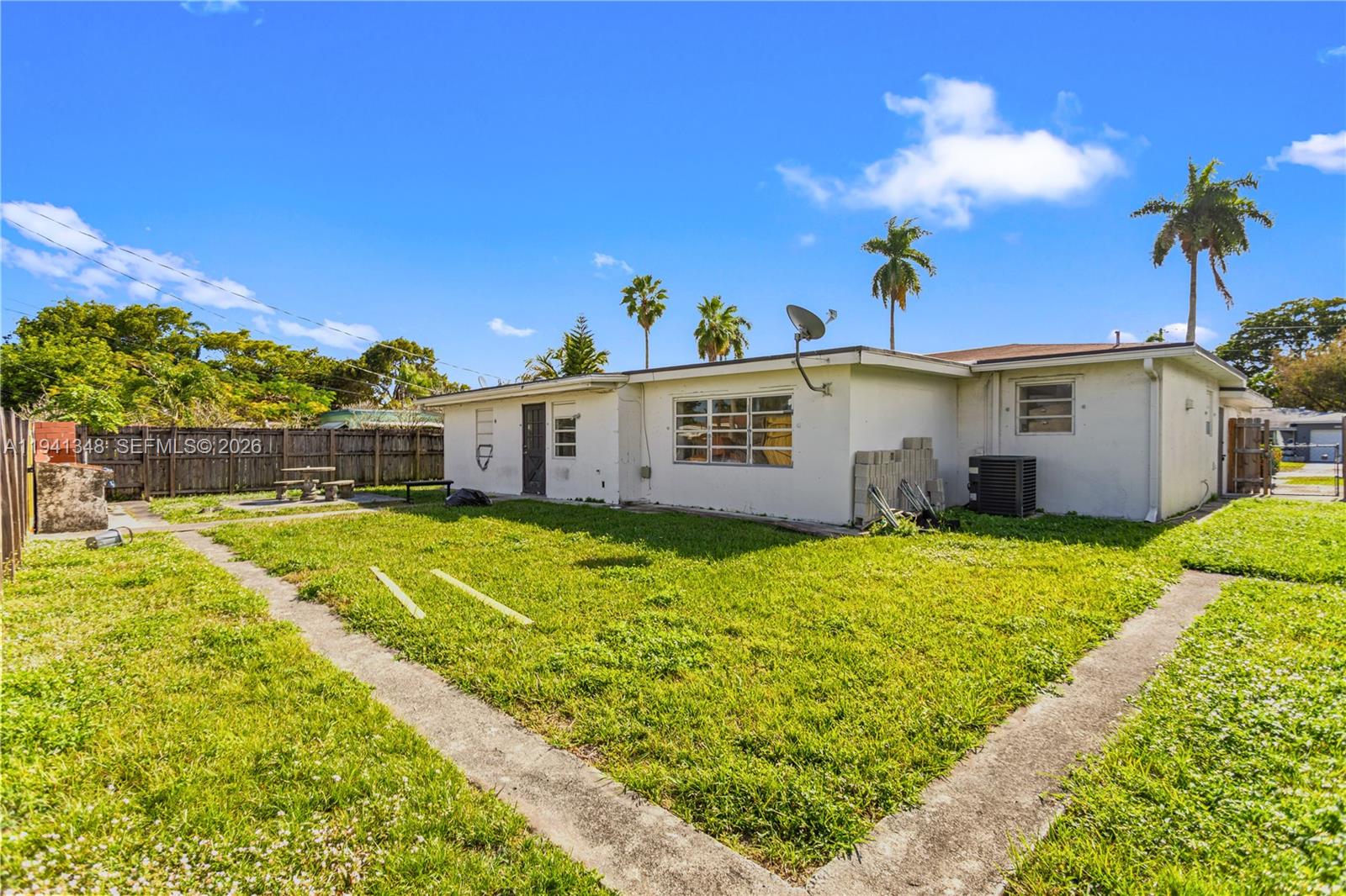 ORANGEBROOK GOLF ESTATES - Residential Lease