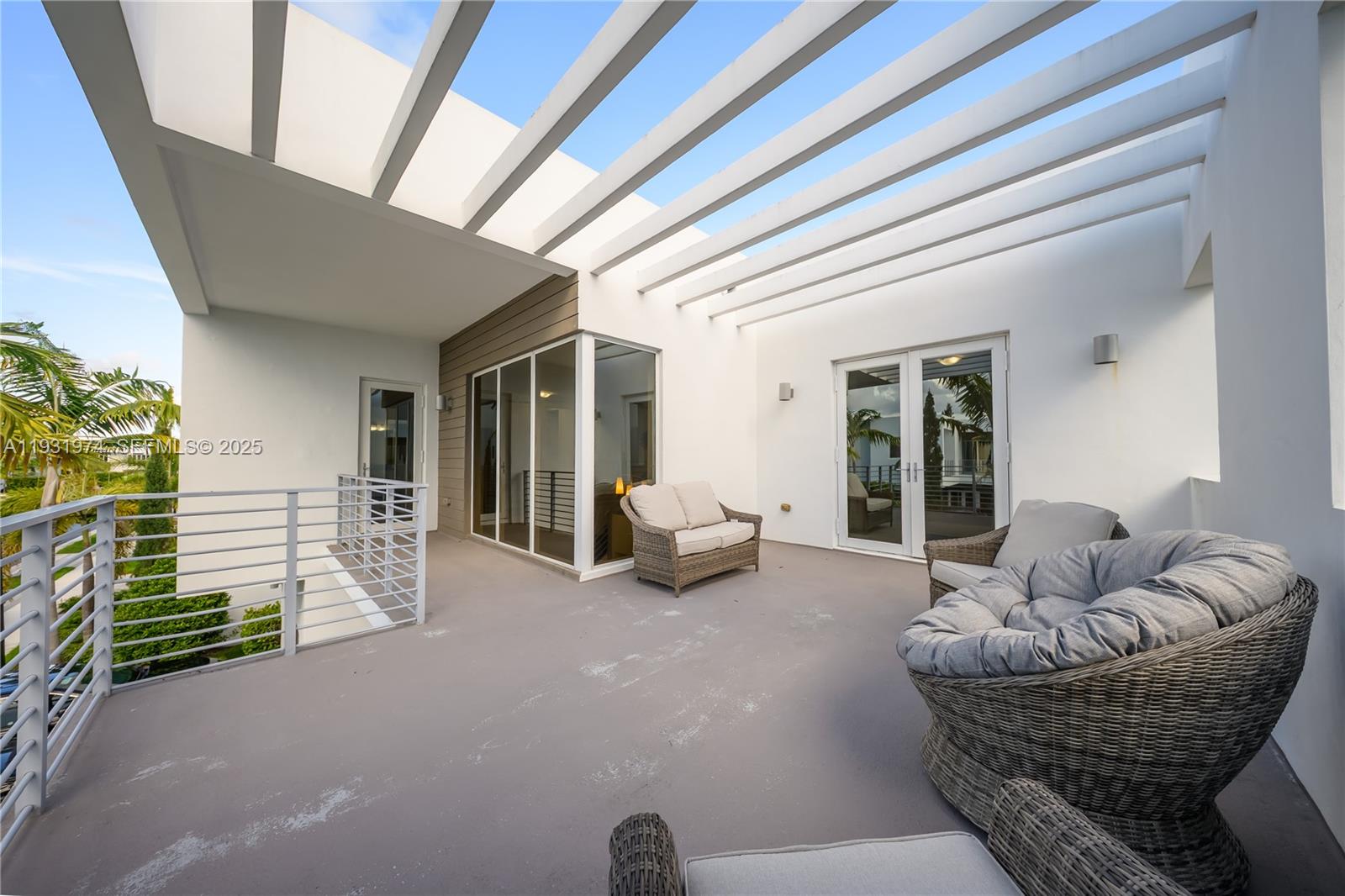 DORAL COMMONS RESIDENTIAL - Residential