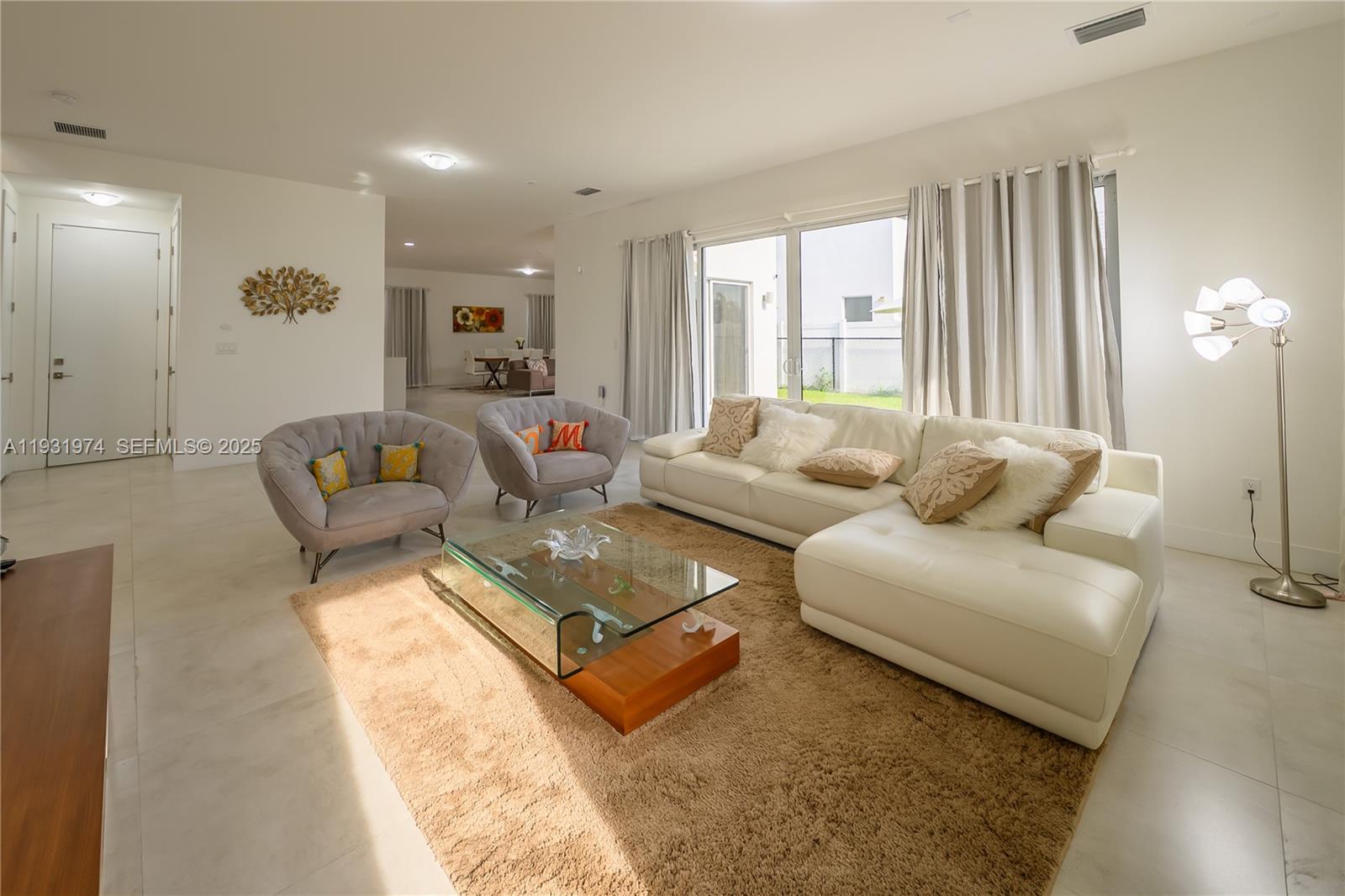 DORAL COMMONS RESIDENTIAL - Residential