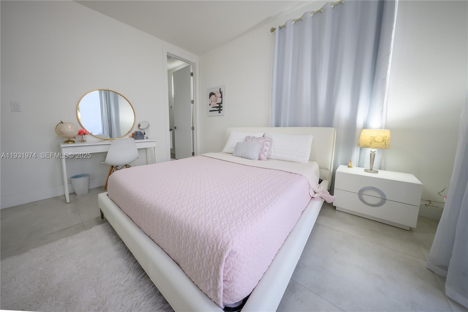 DORAL COMMONS RESIDENTIAL - Residential