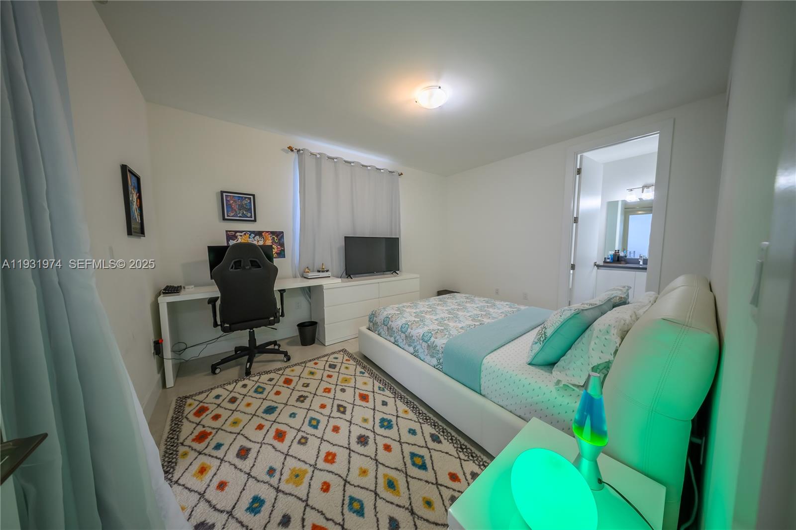 DORAL COMMONS RESIDENTIAL - Residential