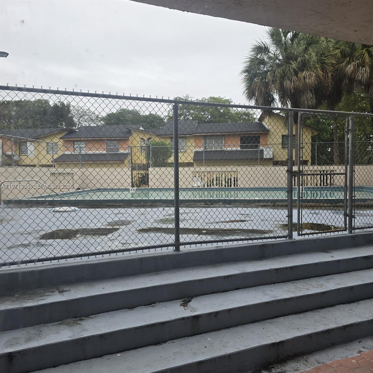 GOLFVIEW CLUB AT FONTAINE - Residential