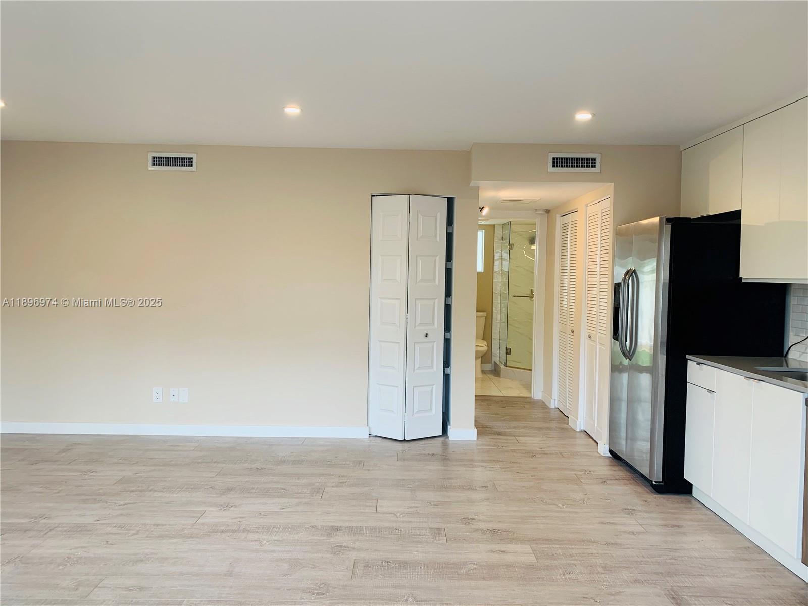CORAL RIDGE GALT ADD - Residential Lease