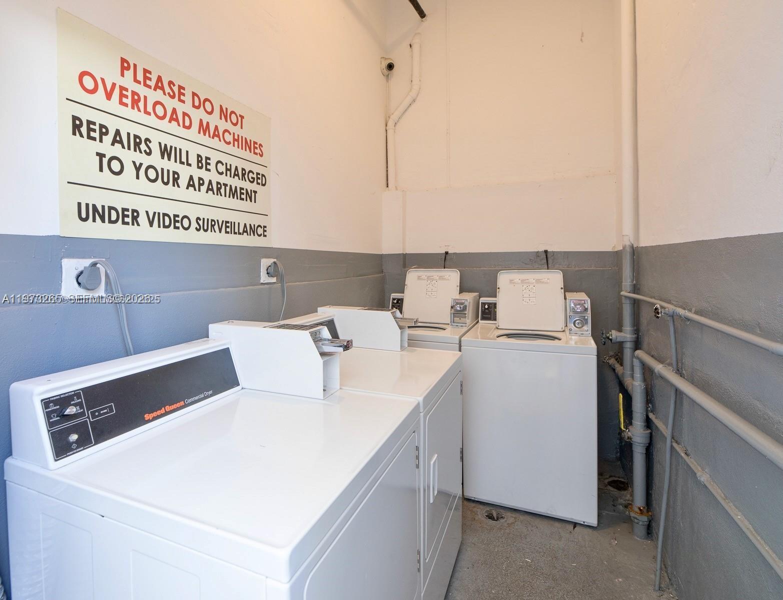 DEL RIO CONDO - Residential