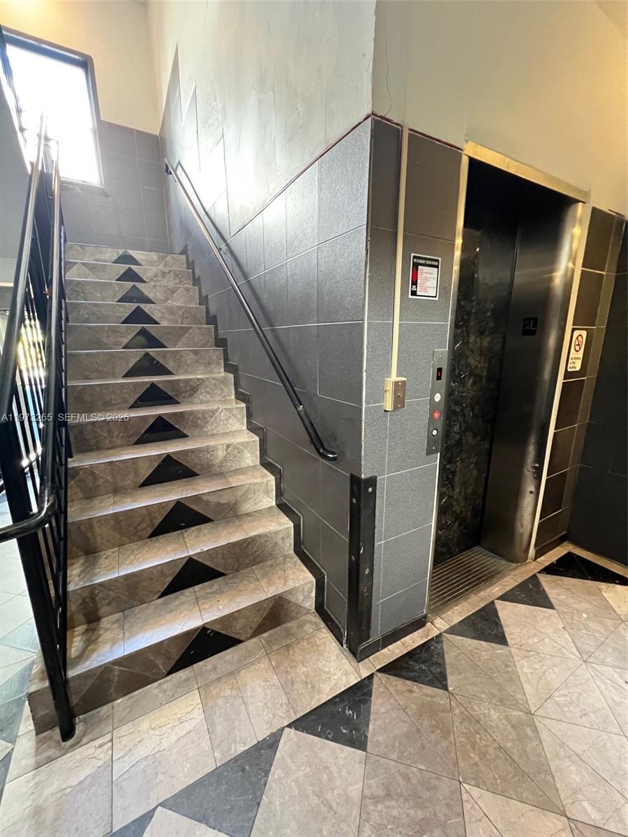 DEL RIO CONDO - Residential